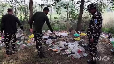 घोड़ासहन: एसएसबी जवानों द्वारा चलाया गया सर सफाई को लेकर जागरूकता अभियान, स्कूली बच्चों एवं लोगों को किया जागरूक