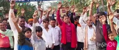 बिस्फी: आरोपी को छोड़ने का आरोप लगाकर ग्रामीणों ने थाने पर किया प्रदर्शन