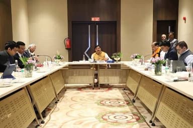 हर पात्र हितग्राही तक खाद्यान्न योजनाओं का लाभ समय पर पहुंचना सुनिश्चित हो : मुख्यमंत्री डॉ. यादव
ई केवाइसी एवं राइट फु...