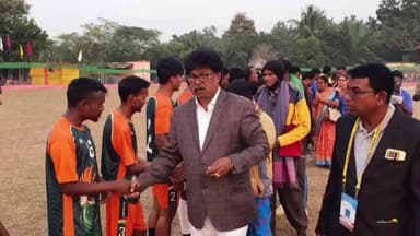 ଉଦଳା: ତାଡକିଝରଣ ସ୍କୁଲ୍ ପଡ଼ିଆ ଠାରେ ଗୋବିନ୍ଦ ଚନ୍ଦ୍ର ମାଝୀ ମେମୋରିଆଲ ଫୁଟବଲ ଟୁର୍ଣ୍ଣାମେଣ୍ଟ ଅନୁଷ୍ଠିତ