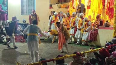 Live : पांडव लीला में गेंडा वध का दृश्य,,
#पांडवलीला
#सेम #भरदार #रुद्रप्रयाग #उत्तराखंड