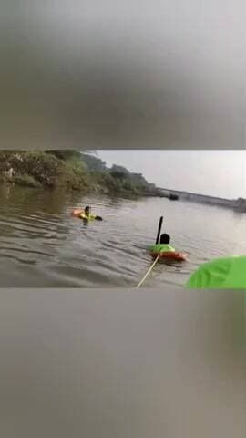 மானூர்: அருகன் குளம் தாமிரபரணி ஆற்றில் நீரில் மூழ்கிய மாணவன் உடல் மீட்பு.