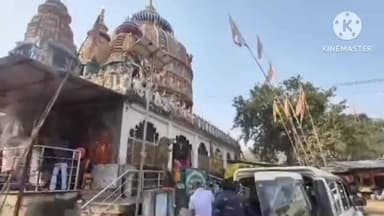 तमाड़ 1: दिउड़ी मंदिर प्रांगण में समाजसेवी प्रेम गुप्ता ने जरूरतमंदों के बीच कंबल बांटे