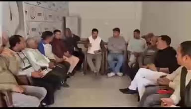 ऋषिकेश: श्यामपुर में दिल्ली में होने वाली वोट छोड़ गद्दी छोड़ रैली की तैयारी के लिए कांग्रेस की बैठक हुई, बनी रणनीति