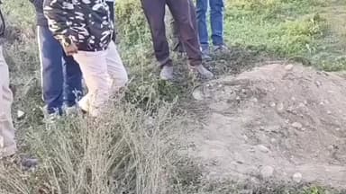 নকশালবাড়ি: নেপালে যাওয়ার পথে নকশালবাড়িতে দূর্ঘটনার কবলে শ্রমিকবোঝাই বুলেরো, মৃত ১