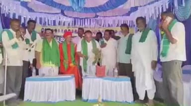 ಬಾದಾಮಿ: ರೈತರಿಗೆ ಆಗುತ್ತಿರುವ ಅನ್ಯಾಯದ ವಿರುದ್ಧ ರೈತ ಸಂಘ ನಿರಂತರ ಹೋರಾಟ : ಕೆರೂರು ಪಟ್ಟಣದಲ್ಲಿ ಅಧ್ಯಕ್ಷ ಎನ್.ಬಿ. ಬನ್ನೂರ