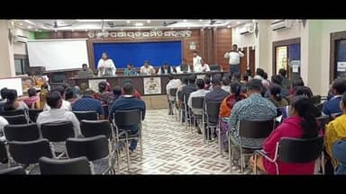 ତିିହିଡି: ତିହିଡି ବ୍ଲକ ରେ ଭଦ୍ରକ ଜିଲ୍ଲାପାଳ ଙ୍କ ଅଧକ୍ଷତାରେ ଉନ୍ନୟନ ମୂଳକ କାର୍ଯ୍ୟ ର ସମୀକ୍ଷା ବୈଠକ ଅନୁଷ୍ଠିତ