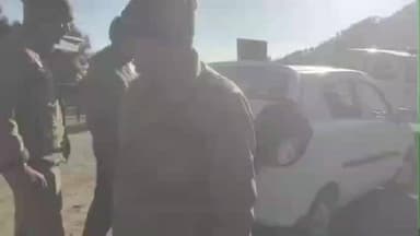 कोटद्वार: जनपद में प्रवेश व निकासी मार्गों से सार्वजनिक स्थलों तक चेकिंग कर बढ़ाई गई चौकसी