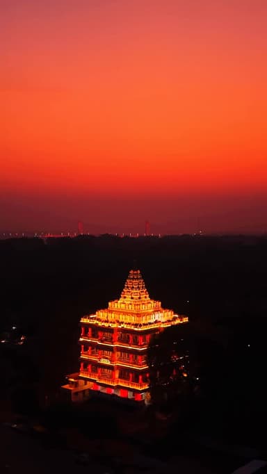 Prayagraj… the city where every sunset feels like a blessing and every breeze carries stories older than time.
From the ...