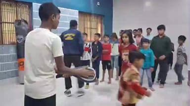 दरभंगा: टाय कमांडो ट्रेनिंग फाउंडेशन द्वारा बच्चों को मुफ्त ट्रेनिंग, ट्यूशन व इंग्लिश स्पीकिंग कोर्स से बच्चे होंगे सशक्त