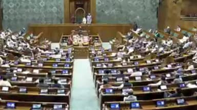 दक्षिण सोलापूर: विडी कामगारांसाठी रोजगाराची सुविधा आपल्याकडे आहे का : खासदार प्रणिती शिंदे