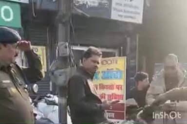 हरिद्वार: ज्वालापुर पुलिस ने PAC के साथ सड़क पर उतरकर 2 घंटे में 305 वाहनों की जांच की, 26 के चालान, स्कूल वाहनों की भी हुई जांच