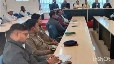 इमामगंज: इमामगंज प्रखंड कार्यालय सभागार में 9 दिसंबर, 2025 को पंचायत समिति की बैठक आयोजित हुई