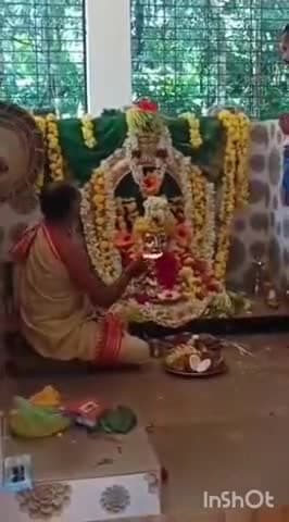 ಶೃಂಗೇರಿ: ಪಟ್ಟಣದ ಮಾರಮ್ಮನ ದೇವಸ್ಥಾನದಲ್ಲಿ ಮಂಗಳವಾರ ಹಿನ್ನೆಲೆ ವಿಶೇಷ ಪೂಜೆ.!