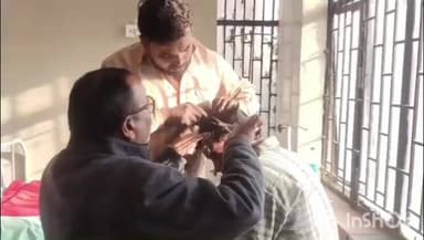 छिबरामऊ: कुंवरपुर बनवारी में शटरिंग का सामान गायब होने पर मकान मालिक ने शटरिंग मालिक से पूछा, मारपीट कर किया घायल और भर्ती