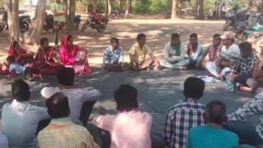 ଲୋଇସିଂହା: ଠାକୁରପାଲି ଗୋବର୍ଧନ ପୀଠରେ ବ୍ଲକସ୍ତରୀୟ ଜଙ୍ଗଲ ଅଧିକାର ବୈଠକ ଅନୁଷ୍ଠିତ