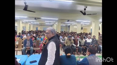 সবং: এস আই আর নিয়ে দলীয় নেতাদের সঙ্গে বৈঠকে রাজ্যের সেচমন্ত্রী মানস রঞ্জন ভুঁইয়া