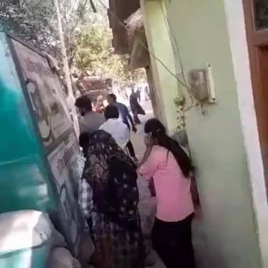 dhaan darane ka mamla yaha hi ki ham apne darvaje par dhan Dara rahe the to thoda garda se itni bhari praablam .......