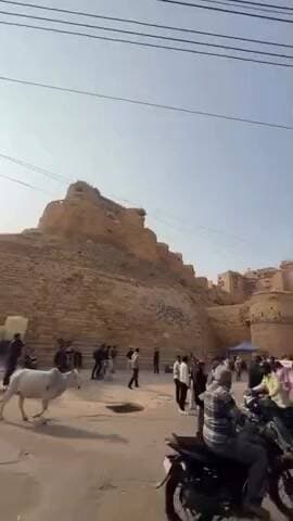 किला जैसलमेर, राजस्थान का विडियो।