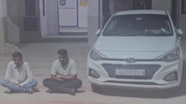 ભચાઉ: એક ના ડબલ પૈસા કરી આપવાની લાલચ આપતા 2 આરોપીને બટિયા વિસ્તારમાંથી LCBએ ઝડપી પાડ્યા