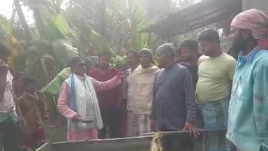 খেজুরি ২: পুখুরিয়া সংখ্যালঘু পাড়ায় আজ কংক্রিট ঢালাই রাস্তা নির্মাণের সূচনা করেন গ্রাম পঞ্চায়েত প্রধান কালীপদ মন্ডল