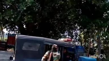 डुमरांव: मठिला में 220 ग्राम गांजे के साथ तस्कर गिरफ्तार, गुप्त सूचना पर घर और दुकान में छापेमारी के बाद मिली सफलता