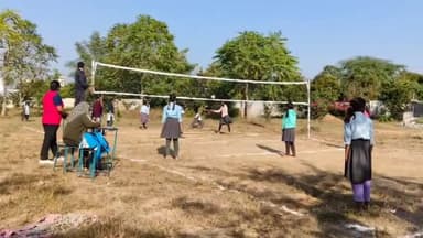 लवाण: राजकीय विद्यालय खानपुरा में बेटी बचाओ, बेटी पढ़ाओ थीम पर आयोजित प्रतियोगिताओं में विजेताओं को किया गया सम्मानित