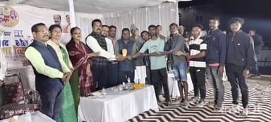 बड़ेराजपुर: विश्रामपुरी में आयोजित सांसद खेल महोत्सव का भव्य समापन, 49 ग्राम पंचायतों के 873 खिलाड़ियों ने लिया हिस्सा