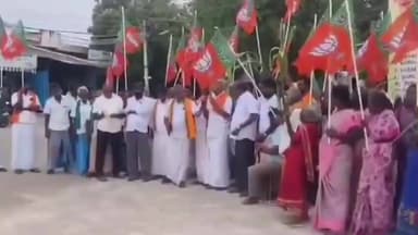 விளாத்திகுளம்: புதூர் பேருந்து நிறுத்தம் முன்பு பாரதிய ஜனதா கட்சி சார்பில் கண்டன ஆர்ப்பாட்டம்