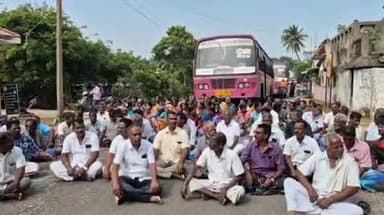 குறிஞ்சிப்பாடி: ரெட்டியார்பேட்டையில் பேருந்தை சிறைபிடித்து கிராம மக்கள் போராட்டத்தால் பரபரப்பு