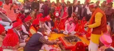 पयागपुर: पयागपुर में आयोजित मुख्यमंत्री सामूहिक विवाह कार्यक्रम में 144 जोड़ो का विवाह संपन्न हुआ