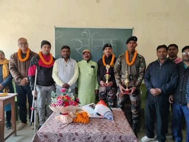 रंगरा चौक: उत्क्रमित उच्च माध्यमिक विद्यालय भवानीपुर में वीर सैनिकों का भव्य स्वागत, गूंजा भारत माता की जय का नारा