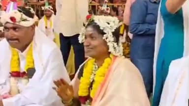 ಗಂಗಾವತಿ: ನಗರದಲ್ಲಿನ ಚನ್ನಬಸವೇಶ್ವರ ತಾತನವರ ಜಾತ್ರೆಯ ನಿಮಿತ್ತ ಇಂದು ಸಾಮೊಹಿಕ ವಿವಾಹ ಕಾರ್ಯಕ್ರಮ ಯಶಸ್ವಿ