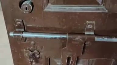 शेरगढ़: चोरों ने मंदिर के दानपात्र से चुराए ₹20 हजार, शेरगढ़ थाने में मामला दर्ज