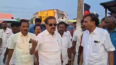 விழுப்புரம்: ஒதியத்தூர் ஊராட்சியில் என் வாக்குச்சாவடி வெற்றி வாக்குச்சாவடி பரப்புரையை முன்னாள் அமைச்சர் தொடங்கி வைத்து வீடு வீடாக சென்று துண்டு பிரசுரங்களை வழங்கி