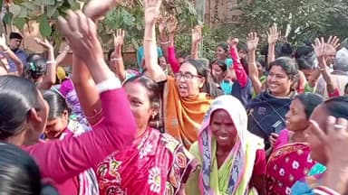 গড়বেতা ১: গড়বেতার গ্রামীন এলাকায় ব্যাহত বিদ্যুৎ পরিষেবা,আমলাগোড়া বৈদ্যুতিক স্টেশনে বিক্ষোবে সামিল বিধায়ক