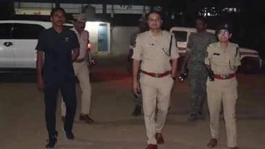 రాజంపేట: రాజంపేటలో పోలింగ్ కేంద్రాల తనిఖీ, ఎన్నికల నియమావళిని ఉల్లంఘిస్తే కఠిన చర్యలు : ఎస్పి రాజేష్ చంద్ర