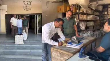 અંજાર: નગર પાલિકા દ્વારા પ્રતિબંધિત પ્લાસ્ટિક ઝબલા જપ્ત કરવાની કામગીરી;શહેરી વિસ્તારમાં ત્રણ વેપારીઓ વિરુદ્ધ કાર્યવાહી