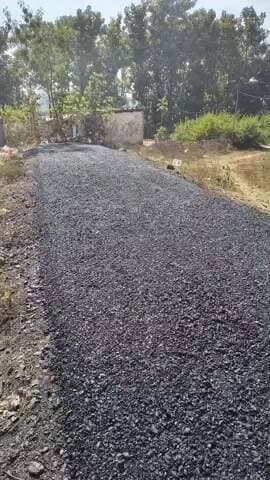 बरही: बरही नगर में सड़क निर्माण की गुणवत्ता पर उठे सवाल, ग्रामीणों ने प्रशासन का कराया ध्यानाकर्षण