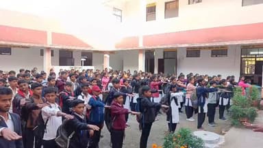 नशे से खुद को दूर रहने एवं दूसरों को भी नशे से दूर रखने के लिए शपथ
शासकीय उच्चतर माध्यमिक विद्यालय महखोर
#Sidhi #Jansam...