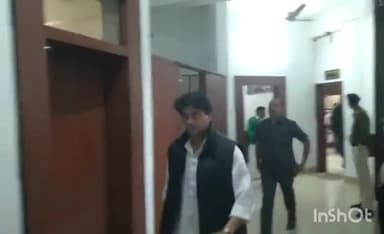 तानसेन: ग्वालियर विकास समीक्षा: 171 रेड ज़ोन सड़कें घटीं, सिंधिया ने परियोजनाओं की गति और गुणवत्ता पर ज़ोर दिया