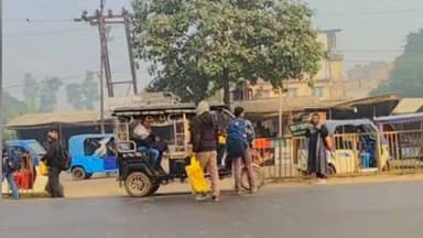 इस्माइलपुर: एनएच 31 से इस्माइलपुर जाने वाली सड़क के लक्ष्मीपुर चौक पर ब्रेकर बनाने की मांग तेज हुई