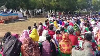 ରାଇରଙ୍ଗପୁର ସହର: ମୁର୍ଗାଘୁଟୁରେ ଜିଲ୍ଲା ପ୍ରଶାସନର ପଲ୍ଲୀସଭା ଅନୁଷ୍ଠିତ; ଅଧାରୁ ସଭା ଛାଡି ଚାଲିଗଲେ ଗ୍ରାମବାସୀ