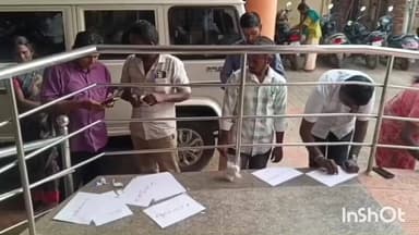 உடையார்பாளையம்: ஜெயங்கொண்டம் வட்டாச்சிடர் அலுவலகம் முன்பு, ரத்தத்தில் கையொப்பமிட்டு நூதன போராட்டம்