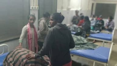 ಗುರುಮಿಟ್ಕಲ್: ಪಟ್ಟಣದ ಬಿ ಸಿ ಎಂ ಬಾಲಕಿಯರ ವಸತಿ ನಿಲಯದಲ್ಲಿ ಊಟದ ನಂತರ ವಾಂತಿಯಾಗಿ 30 ಜನ ಬಾಲಕಿಯರು ಆಸ್ಪತ್ರೆಗೆ ದಾಖಲು