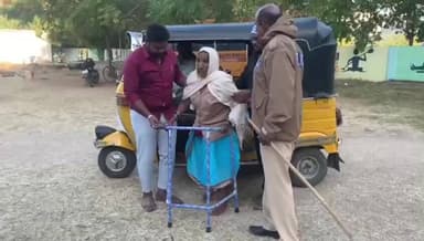 కోనారావుపేట: ప్రశాంతంగా పోలింగ్ షురూ,ఓటు హక్కును వినియోగించుకుంటున్న వృద్ధులు,యువకులు