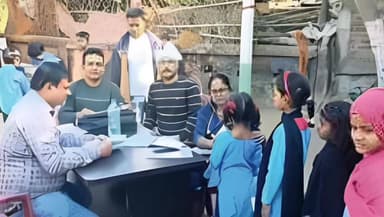 सिकटी: आरबीएसके टीम ने सिकटी प्राथमिक विद्यालय सिकटिया के बच्चों की स्वास्थ्य जांच पूरी की