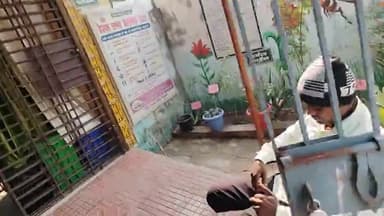 thakuricchack Rajwara health centehai jo Barauni Barauniprakhand mein aata hai jila Begusarai mein jitna bhi doctor hai