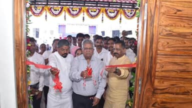 કપરાડા: તાલુકા પંચાયત માર્ગ, મકાન પેટા વિભાગીય કચેરીનું લોકાર્પણ કાર્યક્રમ કેબિનેટ મંત્રી અને નાણામંત્રી ની ઉપસ્થિતિમાં યોજાયો