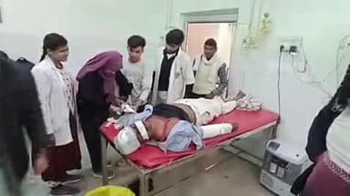 बदायूं: समसपुर मलिक पत्ता गांव में पुरानी रंजिश के चलते चार लोगों ने एक युवक को पेड़ से बांधकर जमकर पीटा